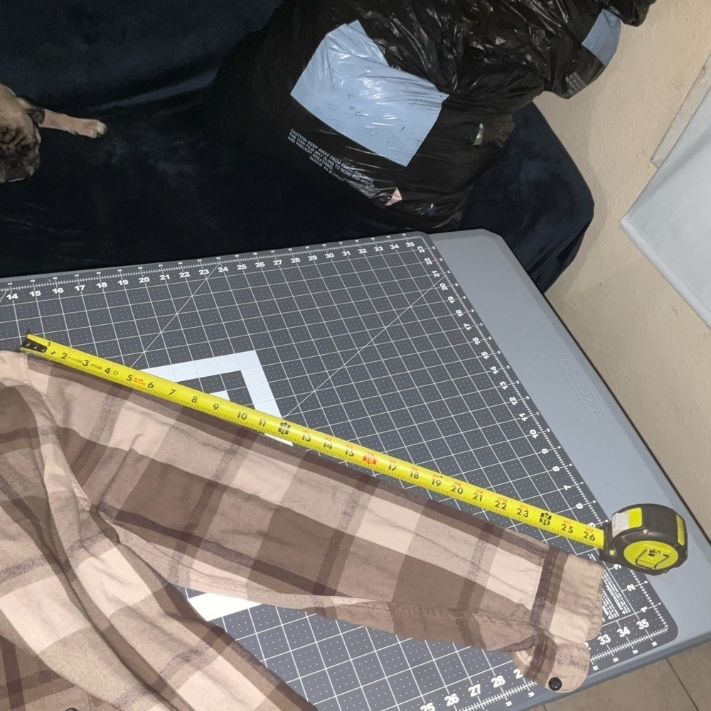 Hollister Brown Plaid Men's Sweater - Picture 11 of 12